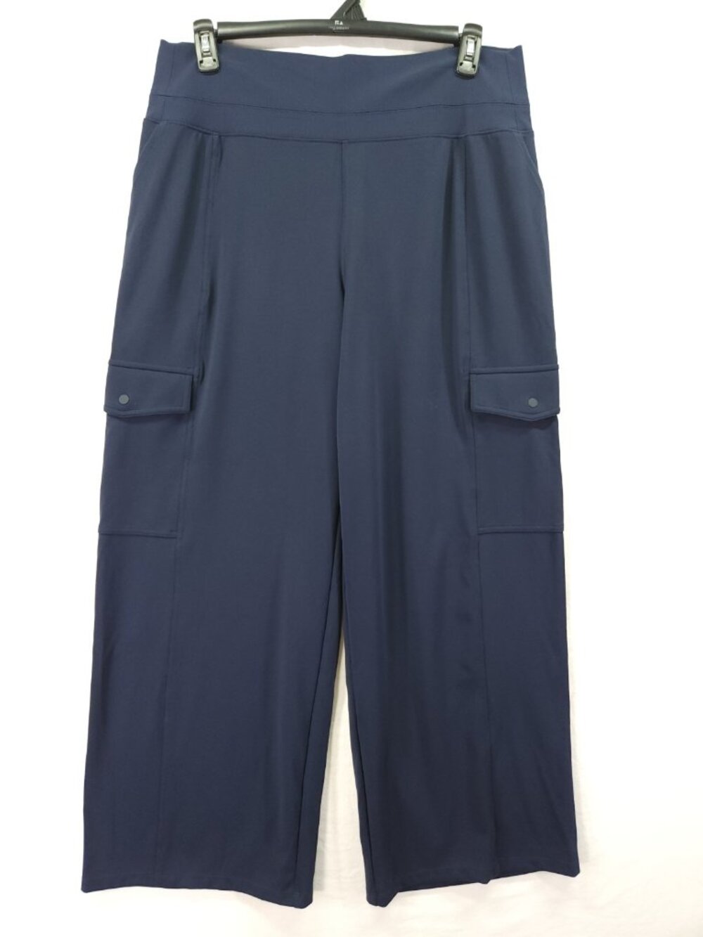 Athleta Womens XL 35x31  Blue Wide Leg Cargo Pants High Waist Pull On Stretch